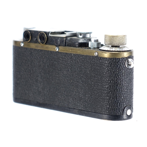 129 - Ernst Leitz Leica camera body with accessories including elmar F=9cm 1:4 and Hektor F=13,5cm 1:4,5 l... 