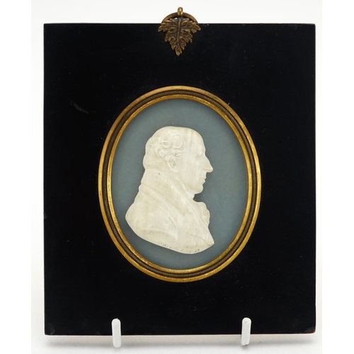 62 - 19th century white glass paste profile of Lord Glenbervie by John Henning, mounted and housed in an ... 