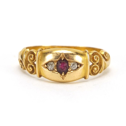 762 - 18ct gold garnet and diamond ring, size M, approximate weight 3.7g