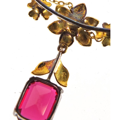 786 - 9ct gold garnet flower head necklace, 40cm in length, approximate weight 3.1g