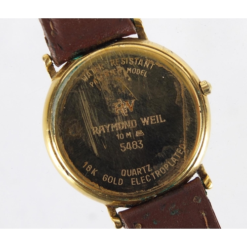 842 - Gentleman's 18ct gold plated Raymond Weil 
 wristwatch, with moon phase dial, the case numbered 5483... 