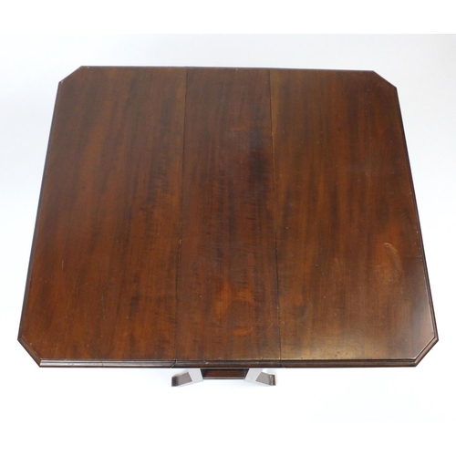 71 - Edwardian mahogany Sutherland table, 65cm H x 66cm W (extended) x 60cm D