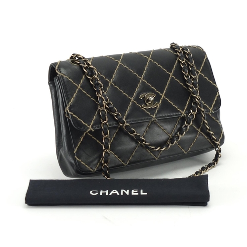 2244 - Chanel Surpique leather flap bag with dust bag, serial number 6131411, 25.5cm wide
