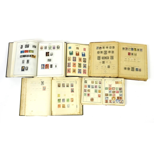 2272 - 19th century and later World stamps arranged in five albums including United States of America