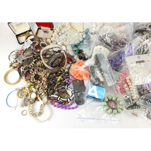 265 - Large selection of costume jewellery including necklaces and earrings