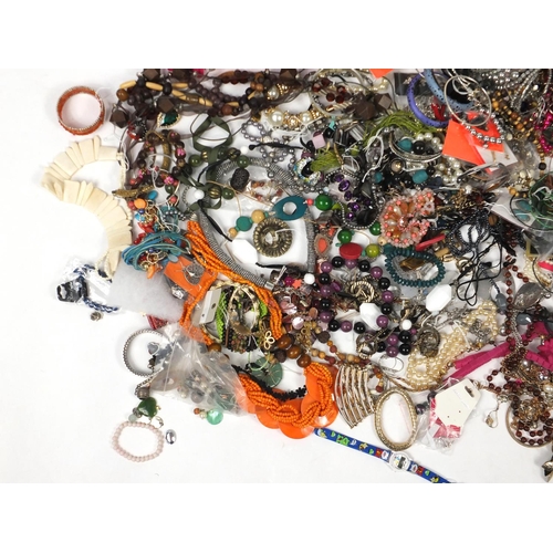 445 - Costume jewellery including necklaces and bracelets