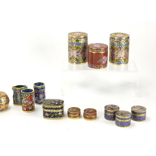 2086 - Chinese cloisonné and Canton enamel including trinket boxes and a pair of miniature vases on hardwoo... 
