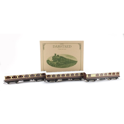 2156 - Darstaed O gauge tin plate set of three coaches, with box