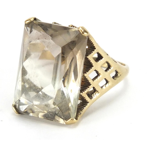2272 - Large 9ct gold smoky quartz ring, size M, approximate weight 8.9g