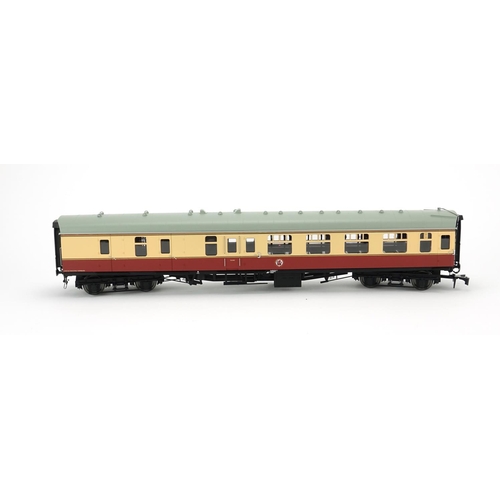 2149 - Heljan O gauge MK1 coach with box, 4920 BSK Carmine and Cream