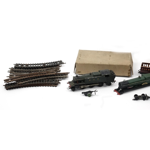 2159 - OO gauge model railway locomotives and accessories including Graham Farish Painier and Hornby LNER 9... 