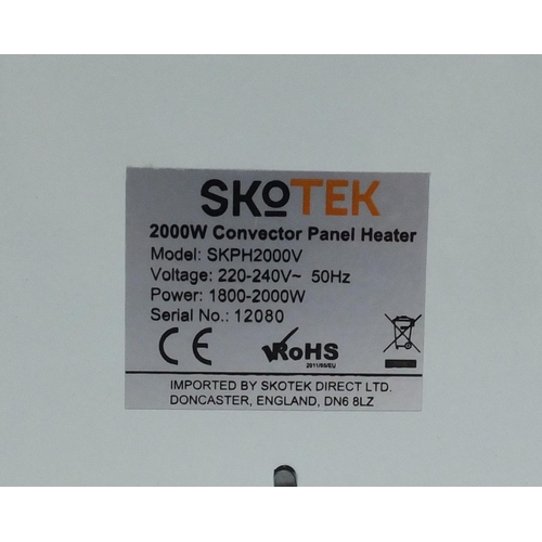 555 - Skotek 2000W convector panel heater, 130cm in length