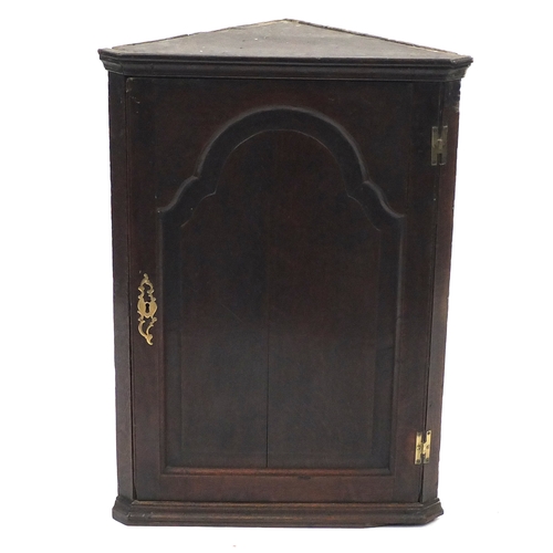 15A - Georgian oak wall hanging corner cupboard, fitted with two shelves, 83cm H x 59cm W x 40cm D