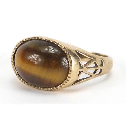 2378 - 9ct gold cabochon tiger's eye ring, size O, approximate weight 5.0g