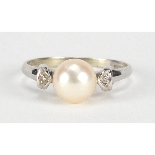 729 - 18ct white gold pearl and diamond ring, size M, approximate weight 2.5g