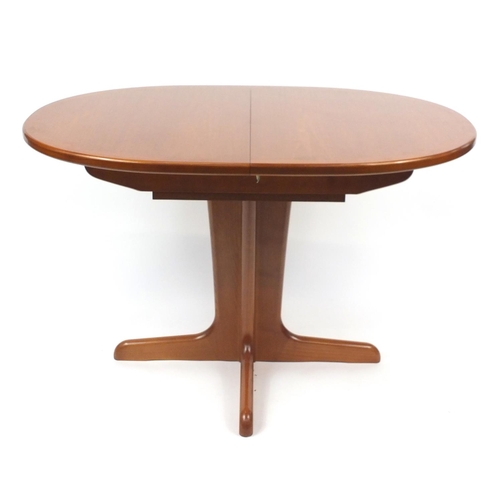 22 - Teak G-Plan extending dinning table, 75cm H x 122cm W x 90cm D