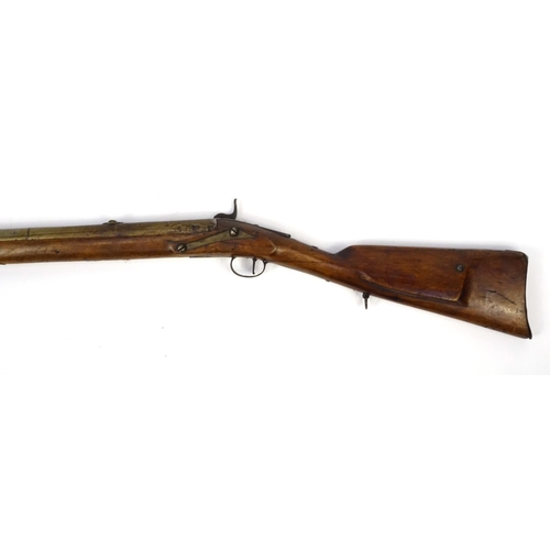 239 - 19th century percussion cap rifle, 122cm in length