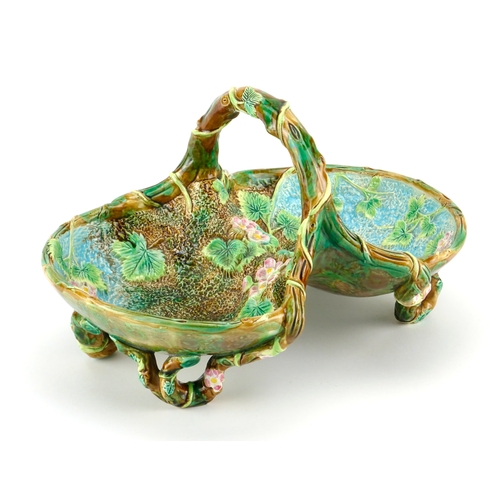455 - 19th century Majolica strawberry basket by George Jones, impressed marks and lozenge to the base, 17... 