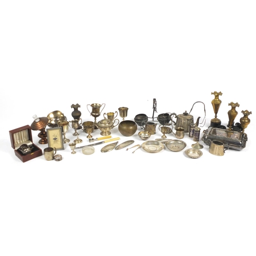192 - Metalwares including silver, silver plate, brass and copper