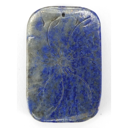 422 - Chinese Lapis Lazuli pendant carved with a bird of paradise, 5.5cm x 3.5cm