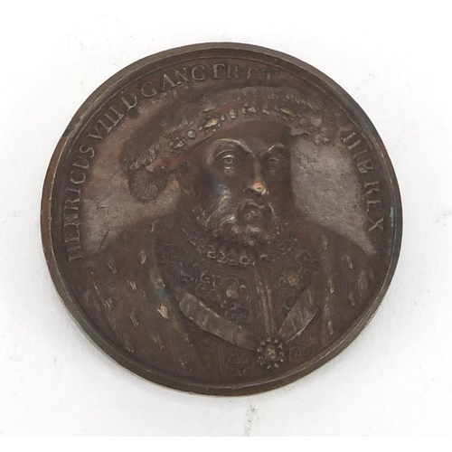 691 - Henry VIII commemorative bronzed medallion, 4cm in diameter