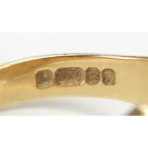 2804 - 9ct gold diamond signet ring, size Q, approximate weight 4.0g