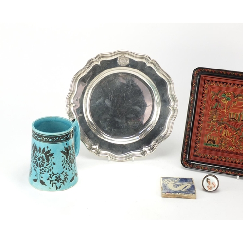 634 - Miscellaneous items including a brass powder pot with Wedgwood Jasper Ware inset plaque, a black lac... 