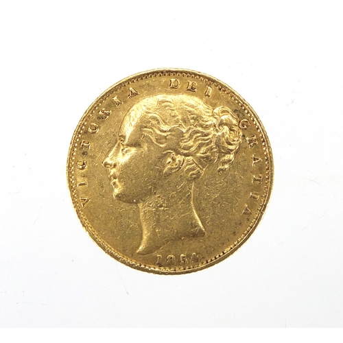 143 - Victorian Young Head 1854 gold sovereign