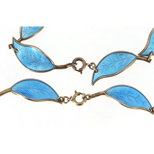 578 - Norwegian 925s silver and blue enamel leaf design jewellery suite by David Andersen comprising a nec... 