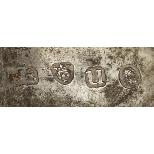 610 - 18th century silver pill box with engraved decoration, indistinct makers mark, London 1795, 2.6cm wi... 
