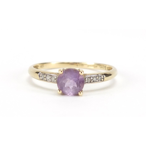 2821 - 9ct gold purple stone and diamond ring, size O, approximate weight 1.5g