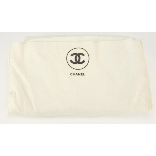 2446 - Chanel Matelassé wool shoulder bag, with dust bag and certificate, serial number 3671393, 28cm wide