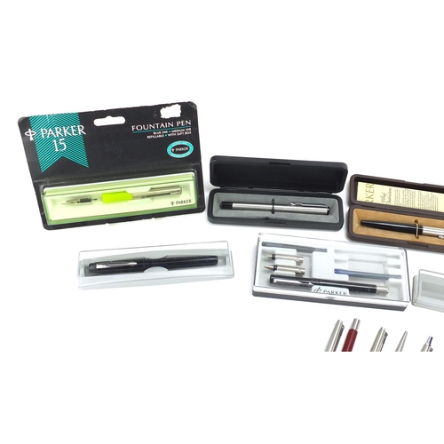 2516 - Parker and Watermans fountain pens, ballpoint pens and propelling pencils, some with boxes including... 