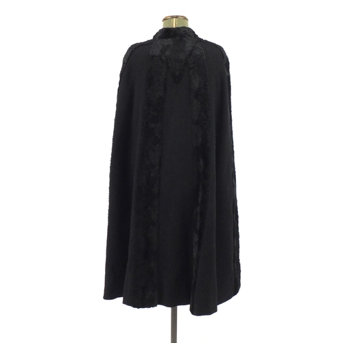 2483 - Vintage silk lined overcoat cape