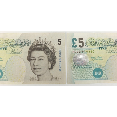 2577 - Rare pair of Elizabeth II misprinted five pound notes, both with serial number HD22910340