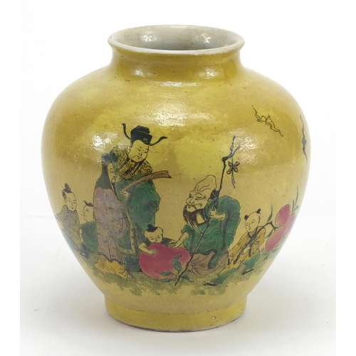 2355 - Chinese porcelain vase decorated with figures and peaches, character marks to the base, 15.5cm high