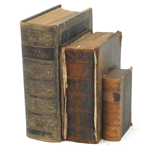 971 - Three antique leather bound books comprising Cassell's Illustrated Family Bible, Bibl Sanctaidd 1779... 