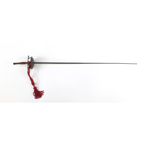 1019 - Fencing foil, 105cm in length