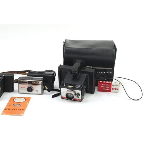 289 - Vintage cameras and accessories including Polaroid, Kershaw King Penguin and Soho Myna