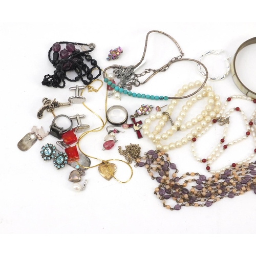 317 - Costume jewellery including fresh water pearls, silver Gypsy hoop earrings and necklaces