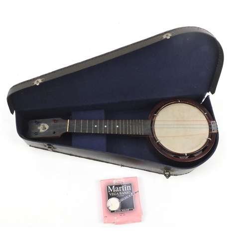 173 - Vintage Keech banjulele banjo, with fitted case