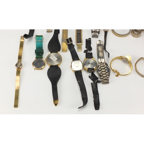 325 - Wristwatches including Timberland Chronograph, Accurist, Puerta, Sekonda and Omnia