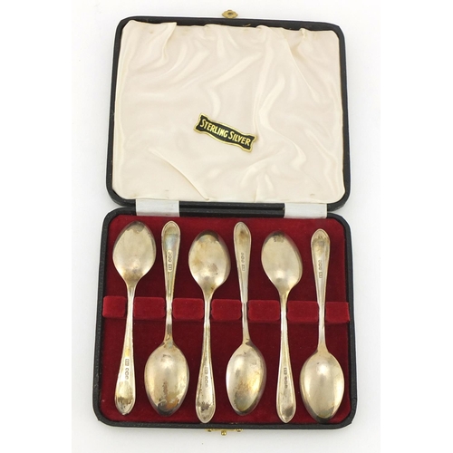 2285 - Set of six silver teaspoons, with fitted case by Viners Sheffield 1961, 11.5cm in length, approximat... 