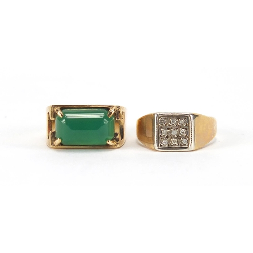 2390 - 9ct gold diamond square cluster ring and 9ct gold green agate ring, sizes F and H, approximate weigh... 