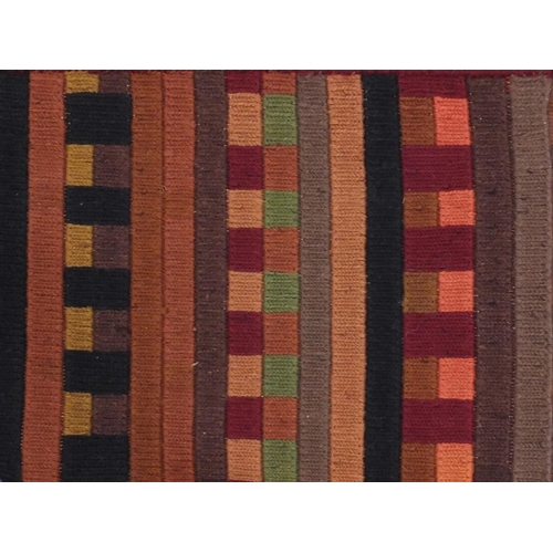 2029 - Turkish Soumac porter pattern rug, 152cm x 93cm