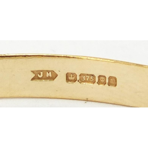 2353 - 9ct gold bangle, 7cm in diameter, approximate weight 9.4g
