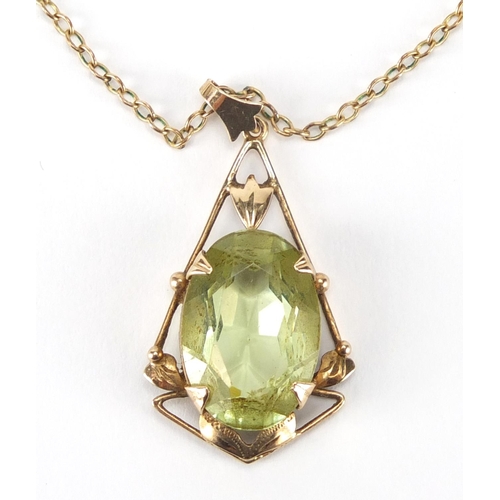 2372 - 9ct gold green stone pendant on a 9ct gold necklace, the pendant 2.5cm in length, approximate weight... 