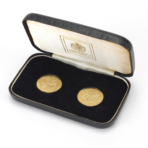 2794 - Two Elizabeth II 9ct gold coins commemorating The Silver Jubilee and 25 Anniversary of The Coronatio... 