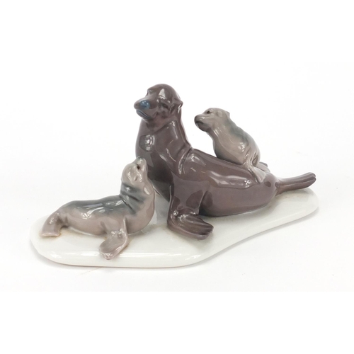 519 - Lladro group of sea lions, 14cm wide