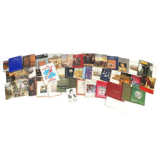 947 - Auction catalogues, reference guides and a signed calender including Sotheby's, Christie's and carti... 
